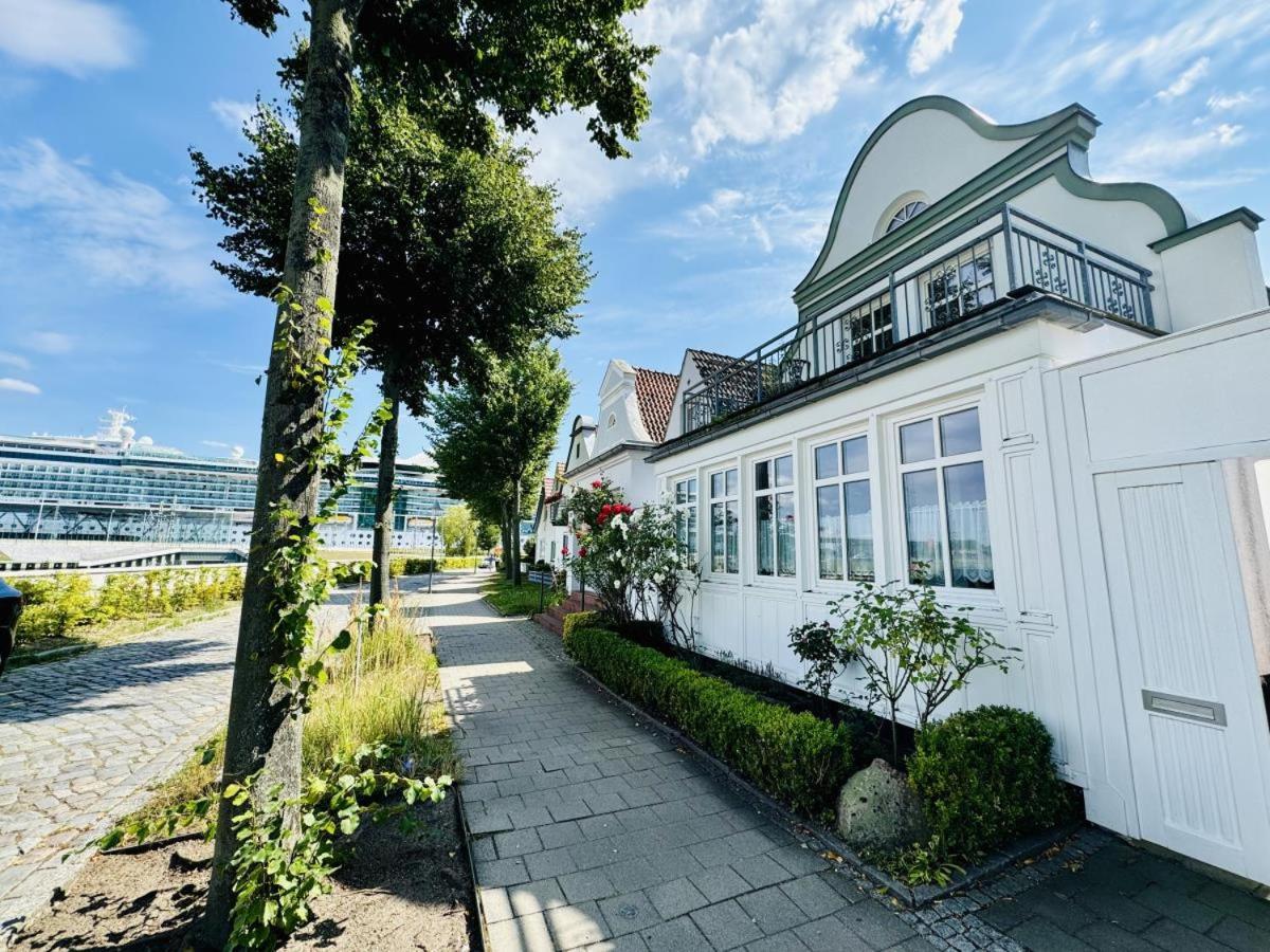 Haus Vier Freunde, Gabor Apartment Rostock Exterior photo